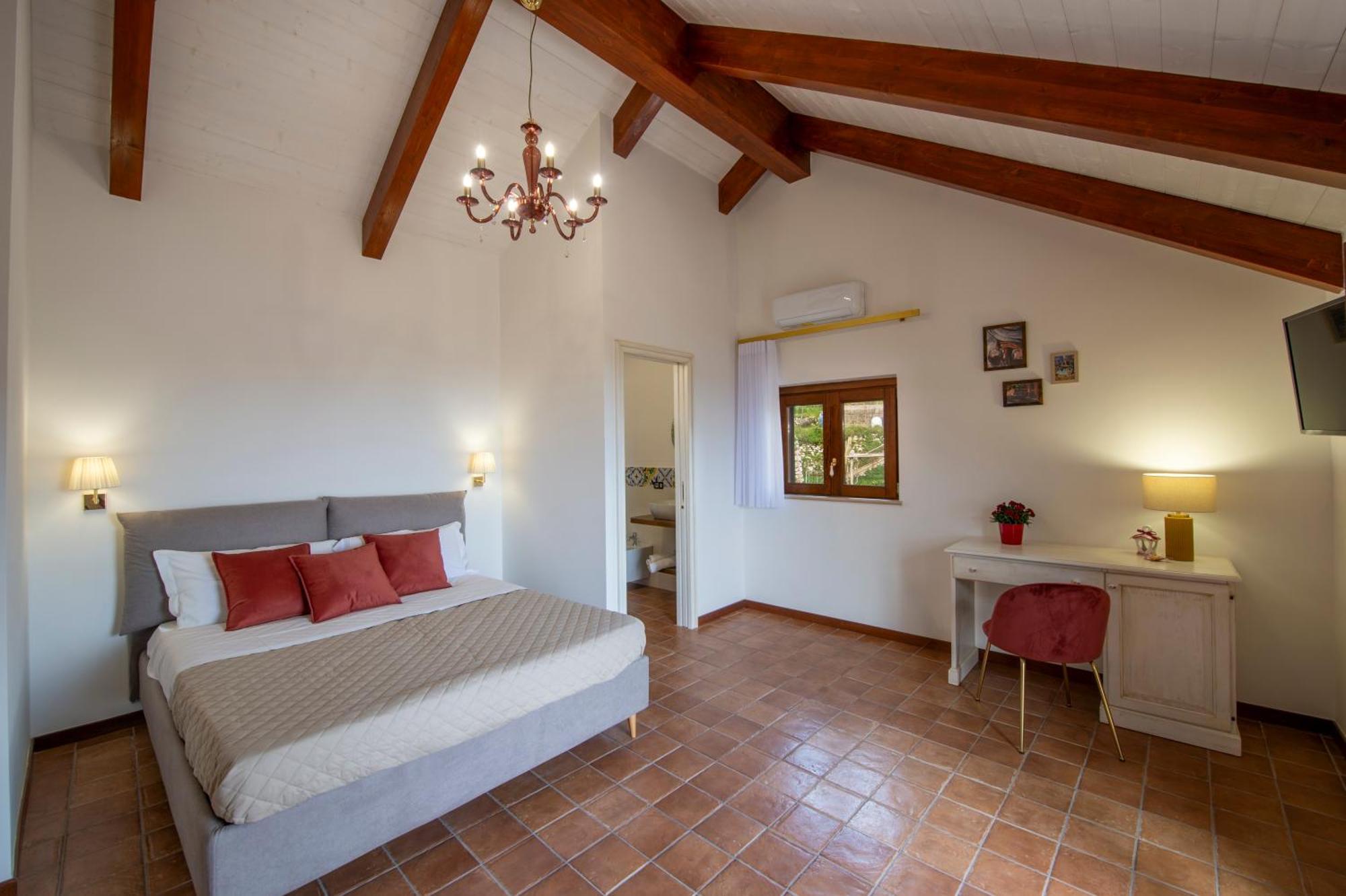 Bed and Breakfast Il Vigneto Di Nonno Pietro Аджерола Екстер'єр фото